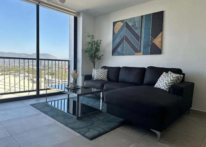 Modern Apartment In Downtown. A/C+ Wifi!